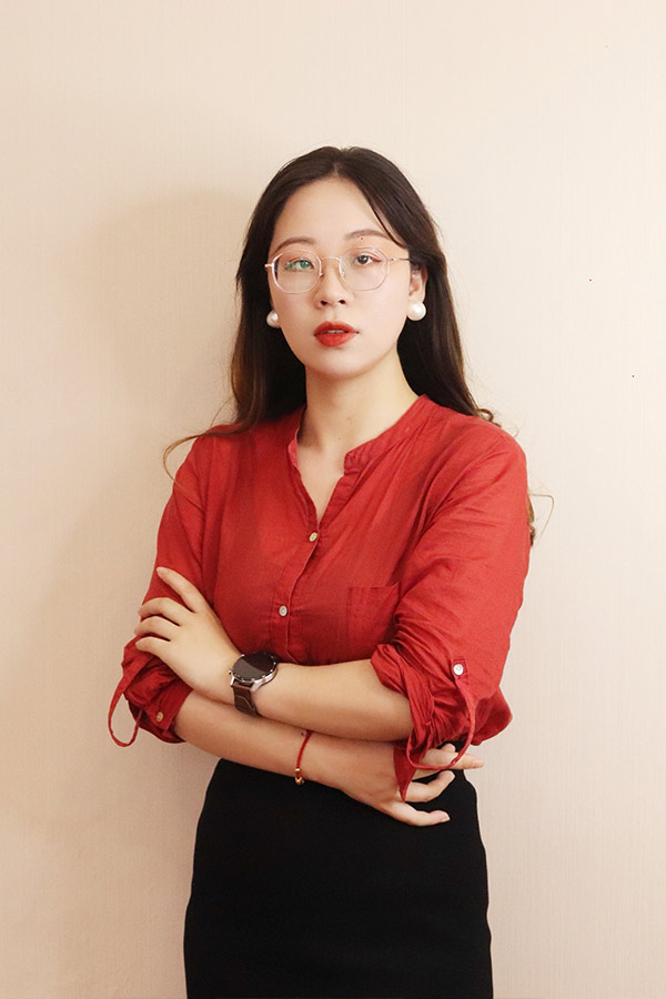 神木张治华 本科学历，毕业于陕西师范大学