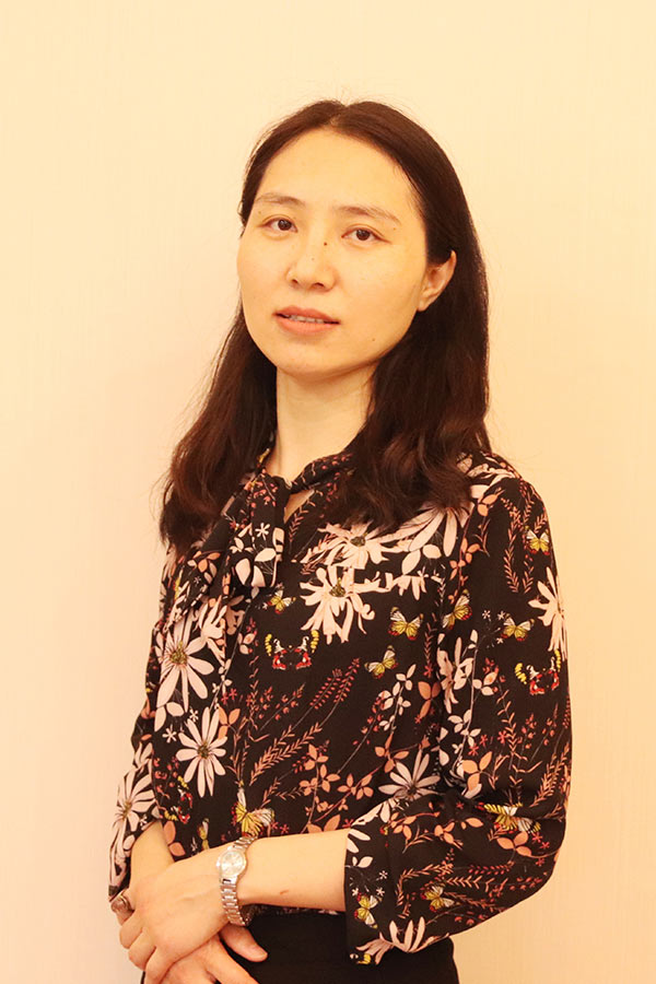 神木王晓娜 研究生学历,毕业于华南师范大学